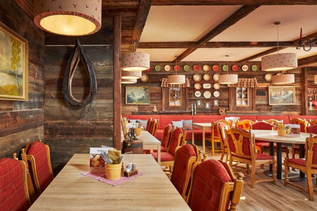 Restaurant am Katschberg mit Sonnenterrasse - Das Alp.IN im Alpenhaus Katschberg